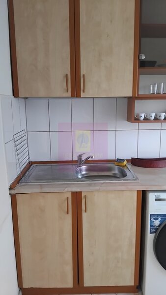 Garsoniera Piata Alba Iulia.